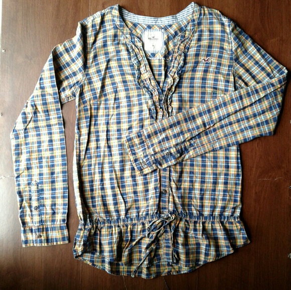 Hollister Tops - Plaid button up w/ruffles n flared out hem w tie